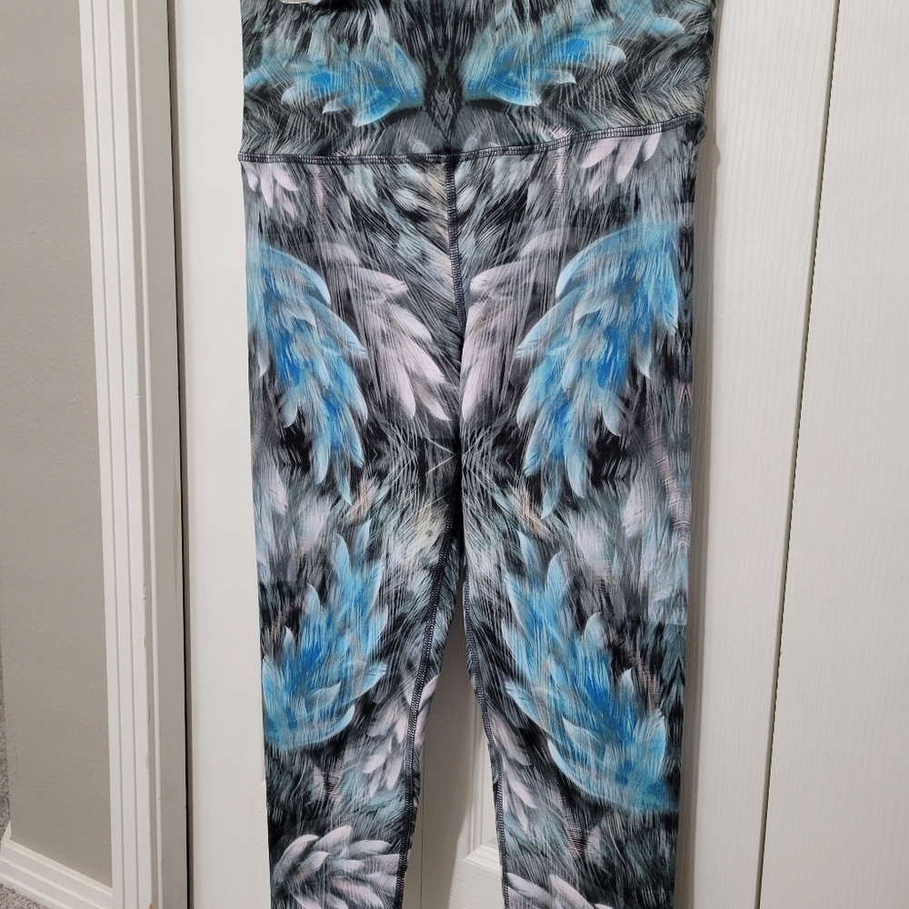 Evolution and Creation Women's workout tights
